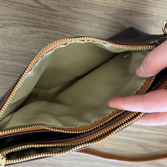 Valentina Triple Compartment Leather Crossbag - Picture 8 of 9